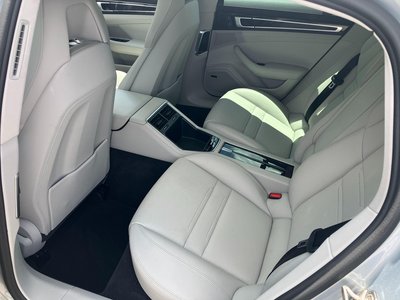 صورة مصغرة 24 لـ 2022 Porsche PANAMERA