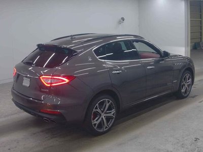 2020 Maserati LEVANTE — фото 5