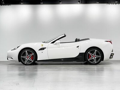 صورة مصغرة 37 لـ 2011 Ferrari CALIFORNIA