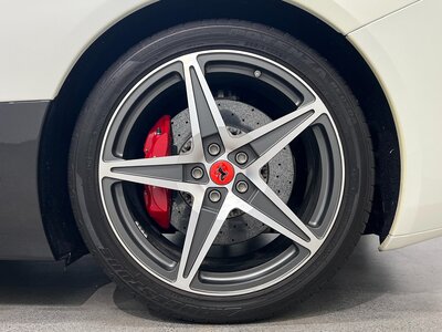 صورة مصغرة 156 لـ 2011 Ferrari CALIFORNIA
