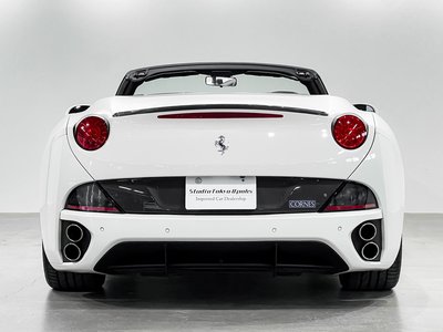 صورة مصغرة 33 لـ 2011 Ferrari CALIFORNIA
