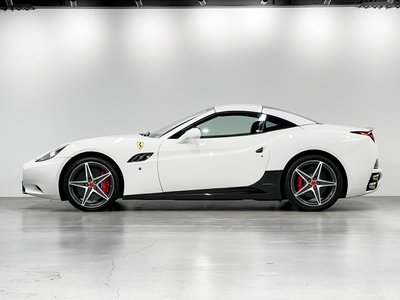 صورة مصغرة 19 لـ 2011 Ferrari CALIFORNIA