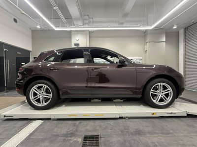 PORSCHE MACAN - 4