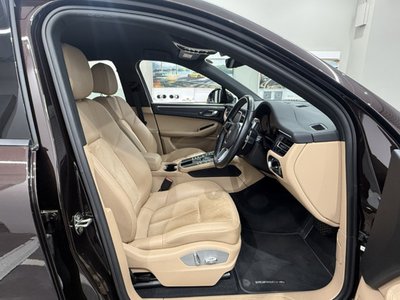 PORSCHE MACAN - 9