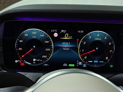 MERCEDES-BENZ CLS - 8