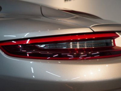 2018 Porsche 911 — миниатюра 31