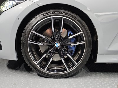 2023 BMW 3 SERIES photo 6