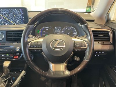 صورة 7 لـ 2020 Lexus RX