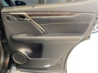 صورة مصغرة 39 لـ 2020 Lexus RX