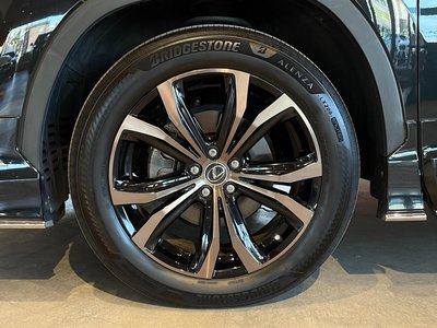 صورة مصغرة 61 لـ 2020 Lexus RX