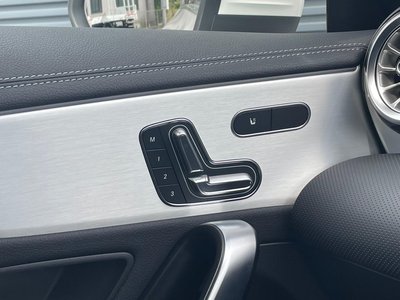 2025 Mercedes-BENZ CLA 缩略图 19