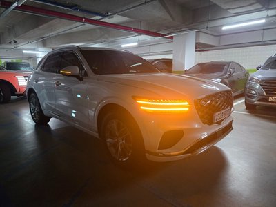 2026 Genesis GV70 照片 2