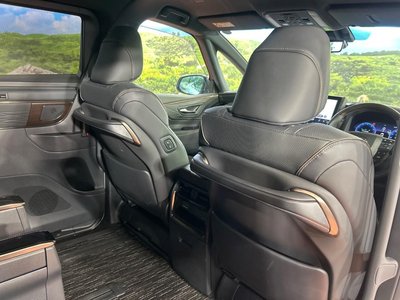 2023 Toyota ALPHARD thumbnail 37