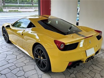 FERRARI 458 - 4