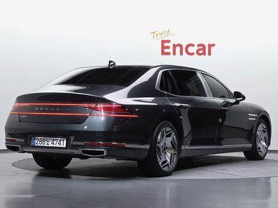 صورة 4 لـ 2022 Genesis G90 (RS4)