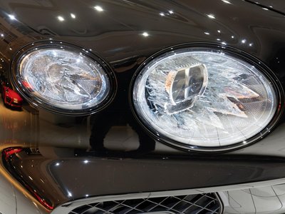 BENTLEY BENTAYGA - 10