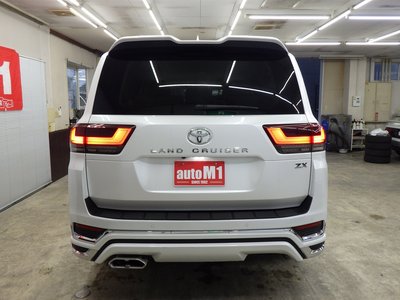 2023 Toyota LAND CRUISER 300 — миниатюра 67