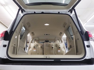 2023 Toyota LAND CRUISER 300 — миниатюра 25