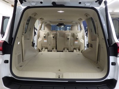 2023 Toyota LAND CRUISER 300 — миниатюра 21