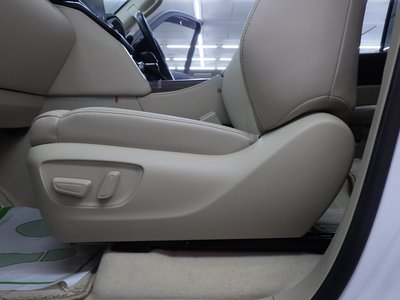 2023 Toyota LAND CRUISER 300 — миниатюра 33