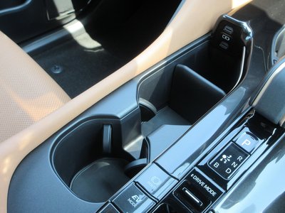 2024 Toyota CROWN SPORT thumbnail 59