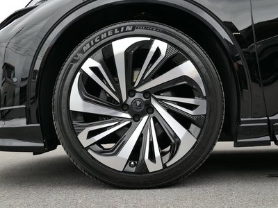 2024 Toyota CROWN SPORT thumbnail 33