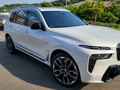 BMW X7 - 1