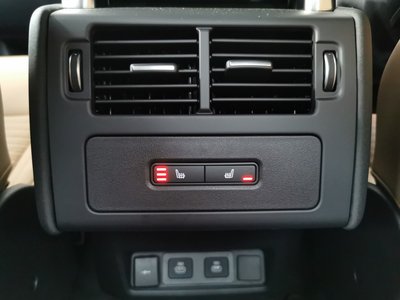 2025 LAND Rover DISCOVERY photo 8