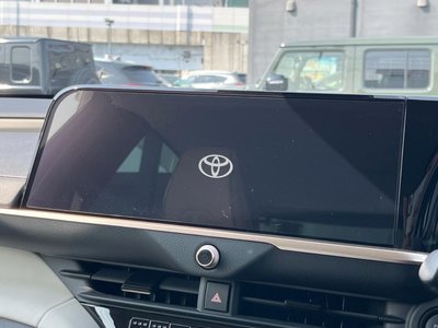 TOYOTA CROWN CROSSOVER - 4