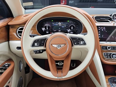 صورة مصغرة 12 لـ 2024 Bentley BENTAYGA
