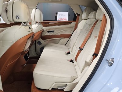 صورة مصغرة 11 لـ 2024 Bentley BENTAYGA