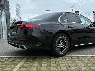 MERCEDES-BENZ E-CLASS - 6