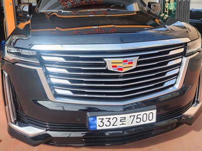 CADILLAC ESCALADE 5TH GENERATION - 4