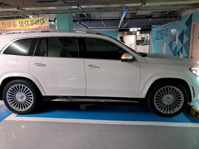 MERCEDES-BENZ GLS - 8