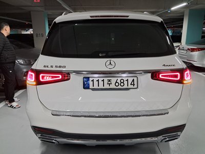 MERCEDES-BENZ GLS - 4