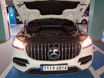 MERCEDES-BENZ GLS - 10