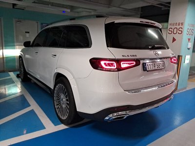 MERCEDES-BENZ GLS - 3