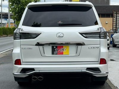 LEXUS LX - 8