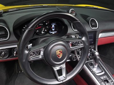2018 Porsche 718 thumbnail 20