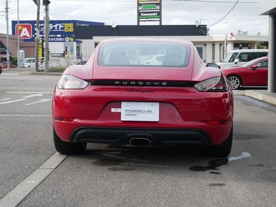 2018 Porsche 718 thumbnail 21
