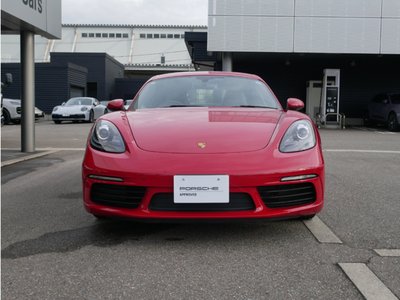 2018 Porsche 718 thumbnail 19
