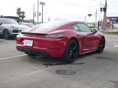 2018 Porsche 718 thumbnail 22