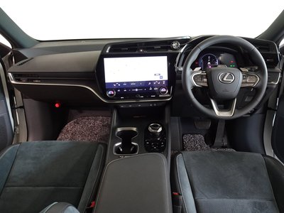 2023 Lexus RZ photo 2