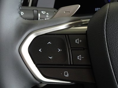 2023 Lexus RZ — миниатюра 12