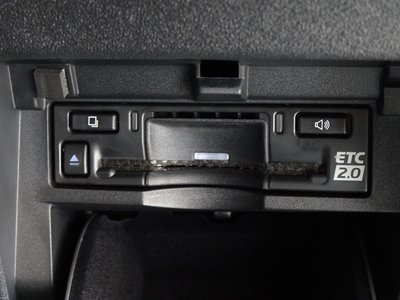 2023 Lexus RZ — миниатюра 14