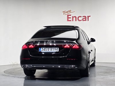 صورة 3 لـ 2024 Mercedes-BENZ E-CLASS