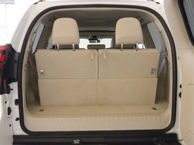 TOYOTA LAND CRUISER - 10