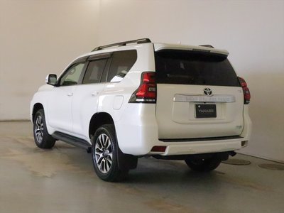 TOYOTA LAND CRUISER - 4