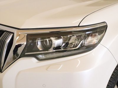 TOYOTA LAND CRUISER - 8