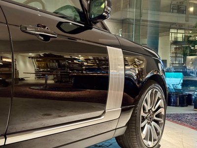 صورة 10 لـ 2021 LAND Rover RANGE ROVER